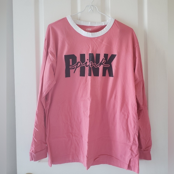 A pink/coral PINK Victoria's Secret long sleeve top - Picture 1 of 4